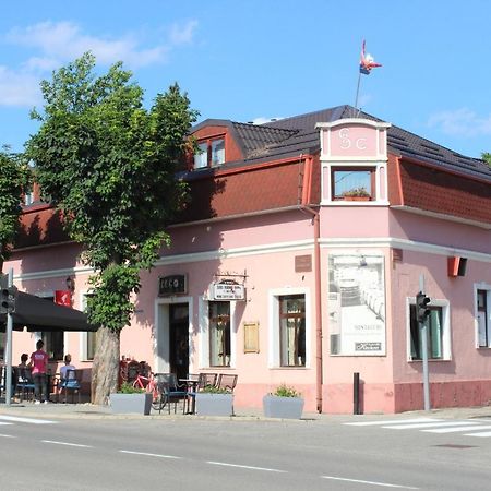 Wellness B&B Winery Sontacchi Kutjevo エクステリア 写真