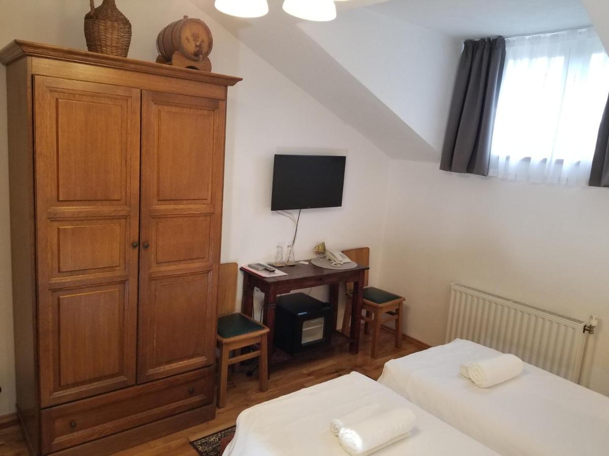 Wellness B&B Winery Sontacchi Kutjevo エクステリア 写真